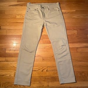 Mens Khaki Levi’s 33x32‎